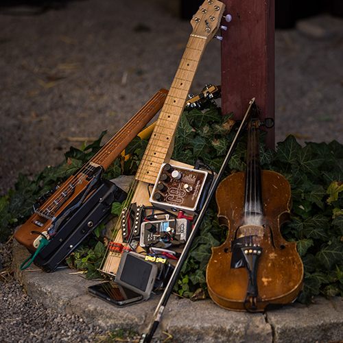 Il Plonner Dorf-Gasthof Wessling Musikinstrumente